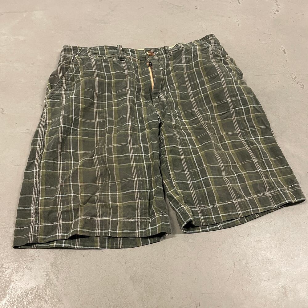 Baggy plaid flannel cargo shorts 36